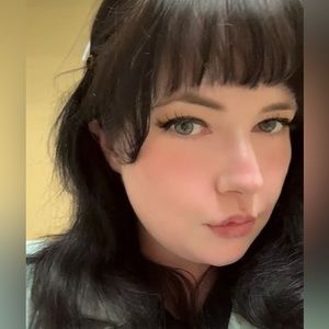 Hello everyone! 💕